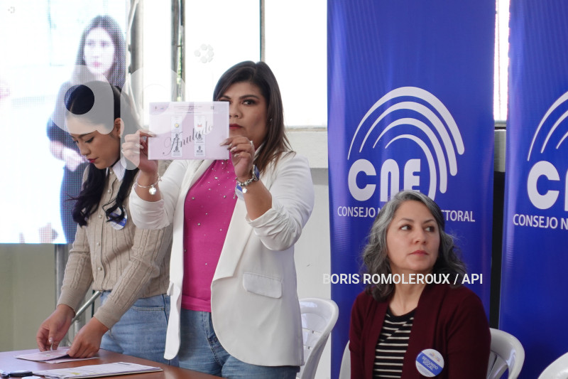 CUENCA-CNE PASO A PASO DE TU VOTO