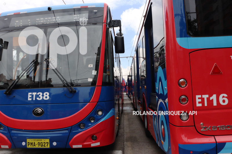 INAUGURACION  NUEVO TROLEBUS