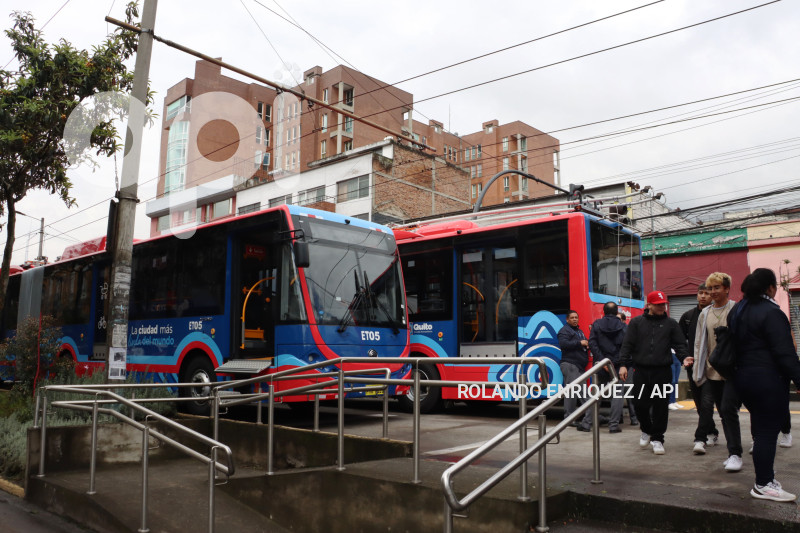 INAUGURACION  NUEVO TROLEBUS