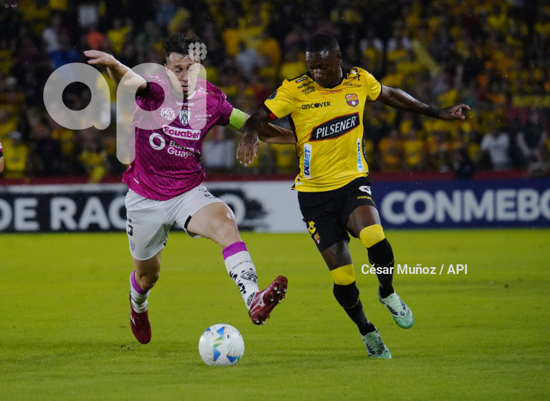 FBL-LIBERTADORES-BARCELONA-INDEPENDIENTE