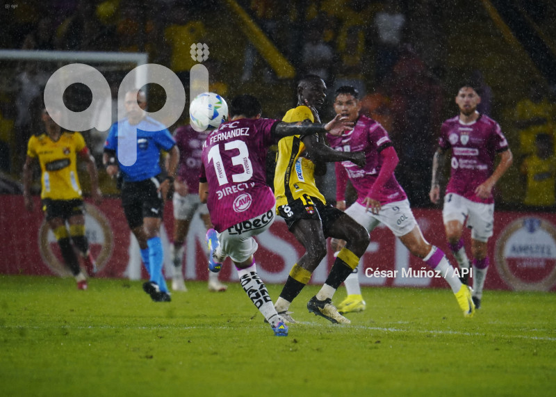 FBL-LIBERTADORES-BARCELONA-INDEPENDIENTE