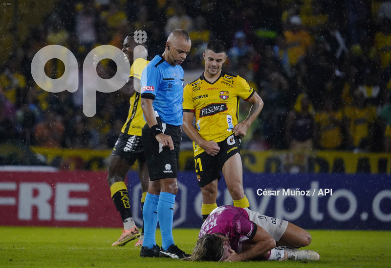 FBL-LIBERTADORES-BARCELONA-INDEPENDIENTE