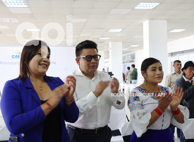 LUIS MOLINA DE RC PROCLAMADO ASAMBLEISTA PICHINCHA