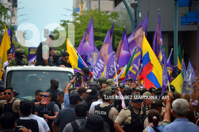 NOBOA CIERRE CAMPANA MACHALA