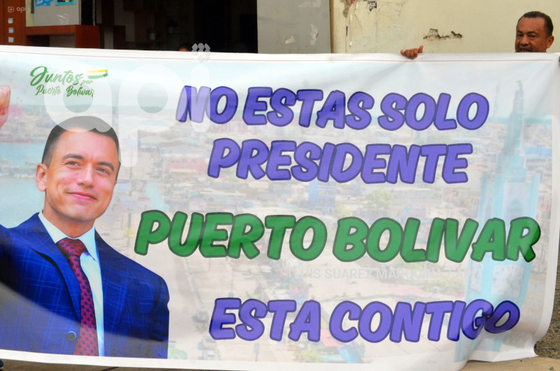 NOBOA CIERRE CAMPANA MACHALA