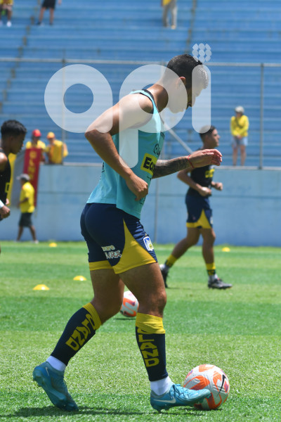 FBL-LIGAPRO-DELFIN-AUCAS