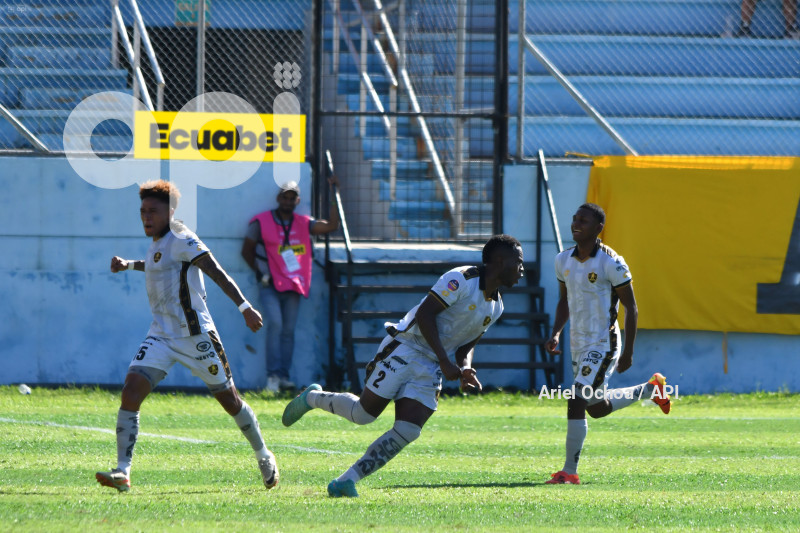 FBL-LIGAPRO-DELFIN-AUCAS