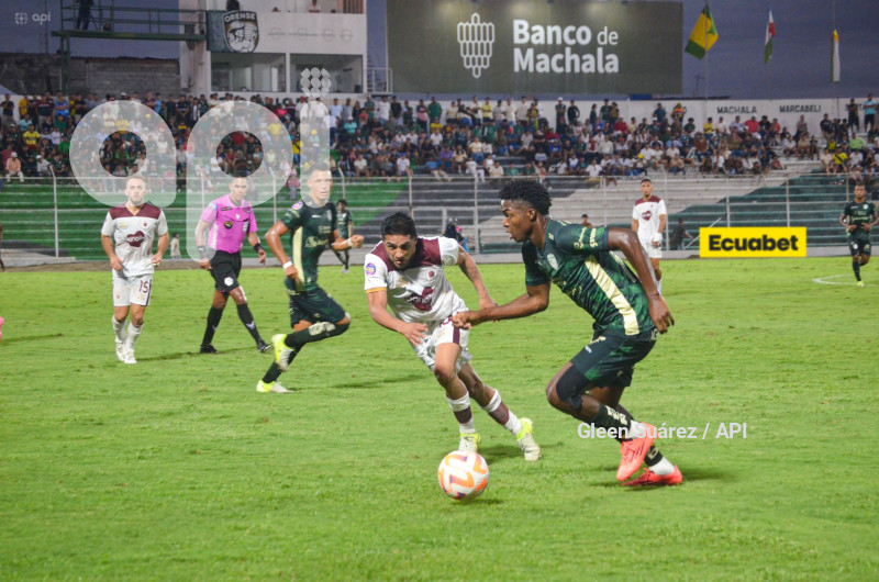FBL-LIGAPRO-ORENSE-VINOTINTO
