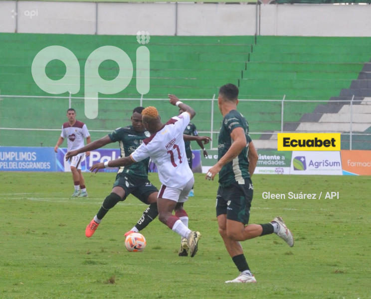 FBL-LIGAPRO-ORENSE-VINOTINTO