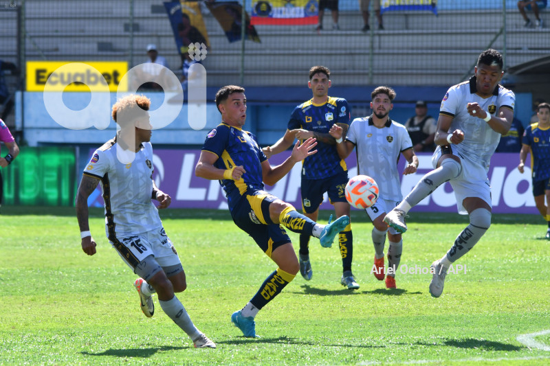 FBL-LIGAPRO-DELFIN-AUCAS