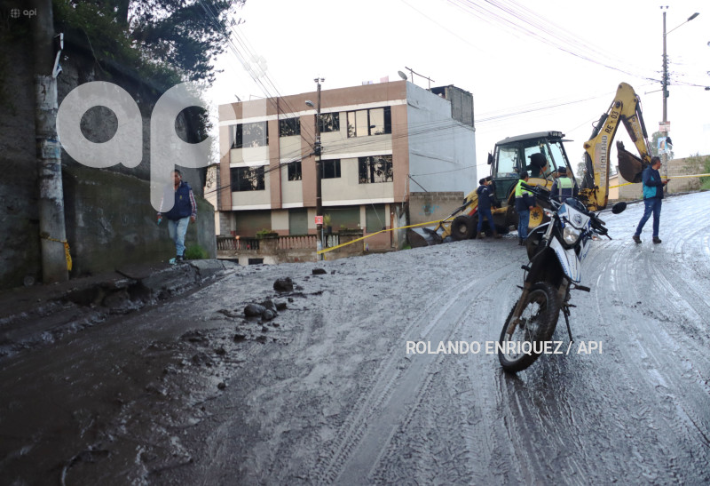 QUITO ALUVION SECTOR PUENTE 3