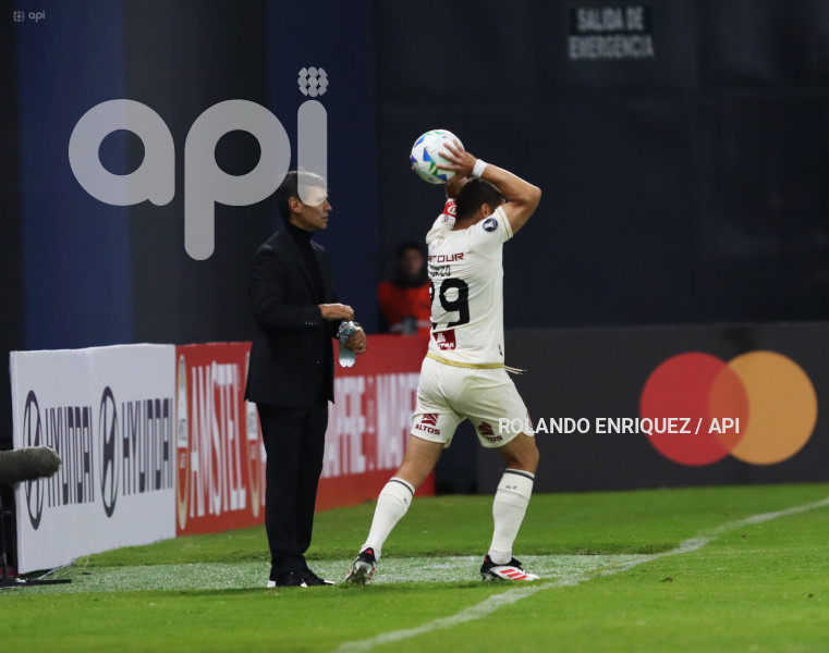 FBL LIBERTADORES INDEPENDIENTE VALLE VS UNIVERSITARIO
