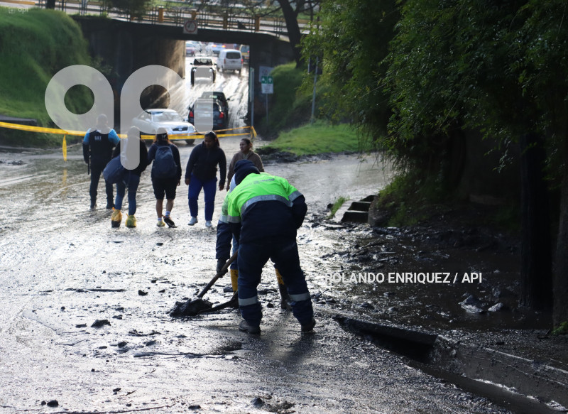 QUITO ALUVION SECTOR PUENTE 3