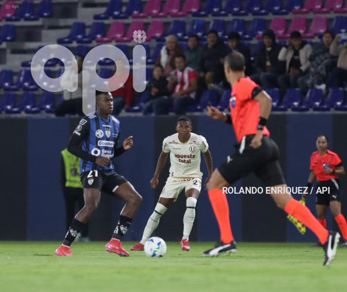 FBL LIBERTADORES INDEPENDIENTE VALLE VS UNIVERSITARIO