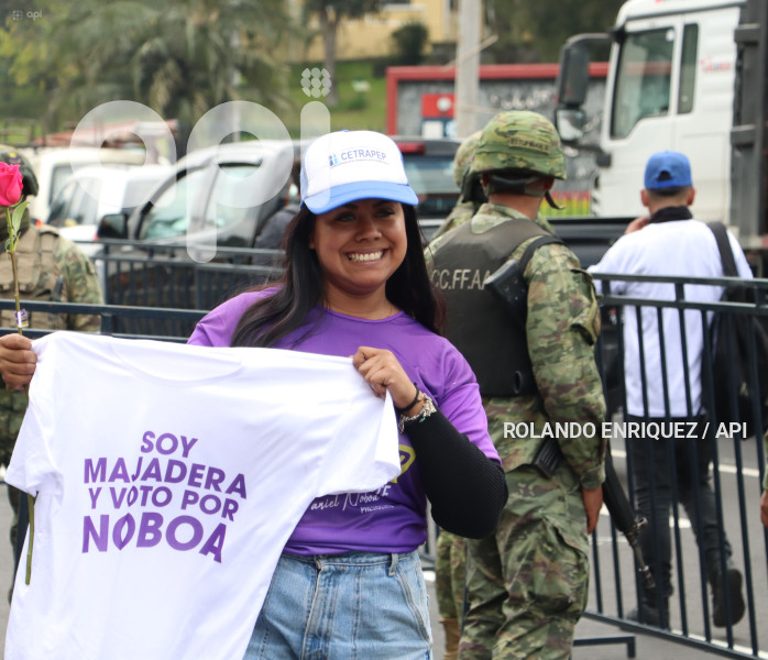 CIERRE CAMPANA NOBOA EN QUITO