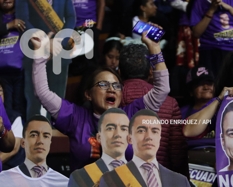 CIERRE CAMPANA NOBOA EN QUITO