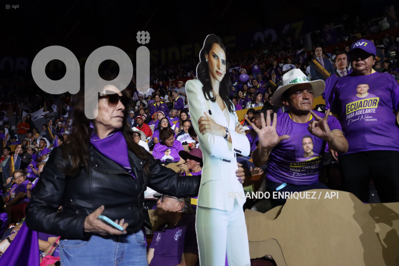 CIERRE CAMPANA NOBOA EN QUITO