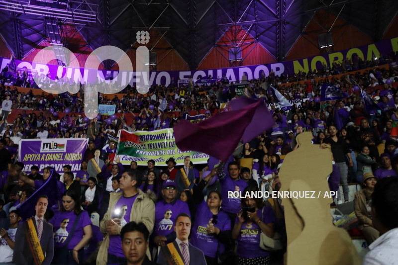 CIERRE CAMPANA NOBOA EN QUITO