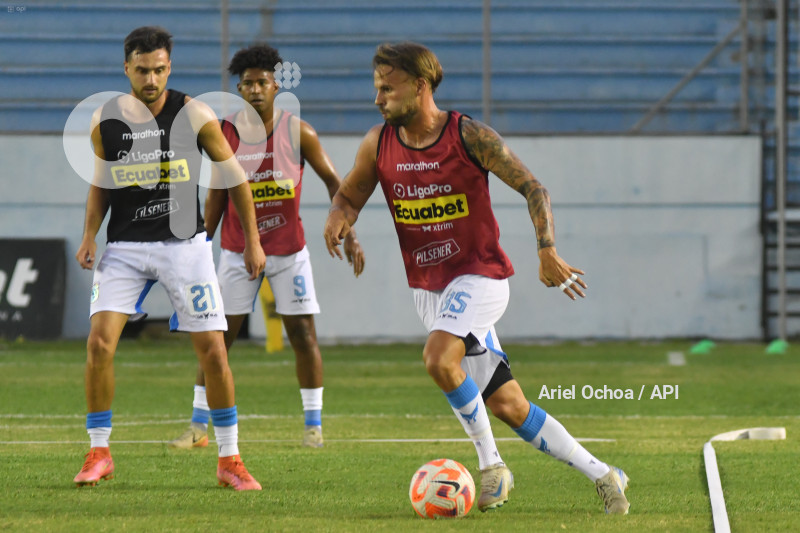 FBL-LIGAPRO-MANTA-TECNICO UNIVERSITARIO