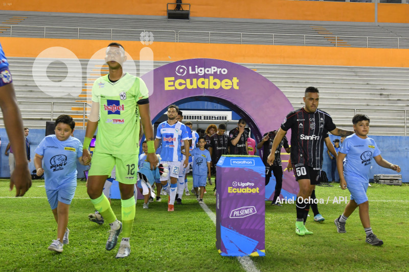 FBL-LIGAPRO-MANTA-TECNICO UNIVERSITARIO