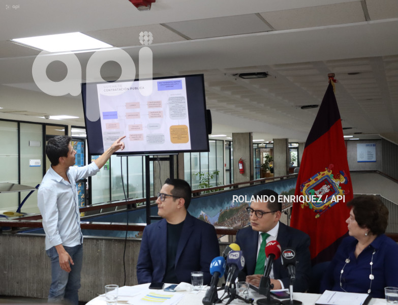 CONCEJALES HABLAN SOBRE EL CASO TROLEBUSES