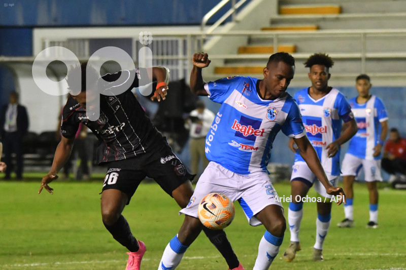 FBL-LIGAPRO-MANTA-TECNICO UNIVERSITARIO