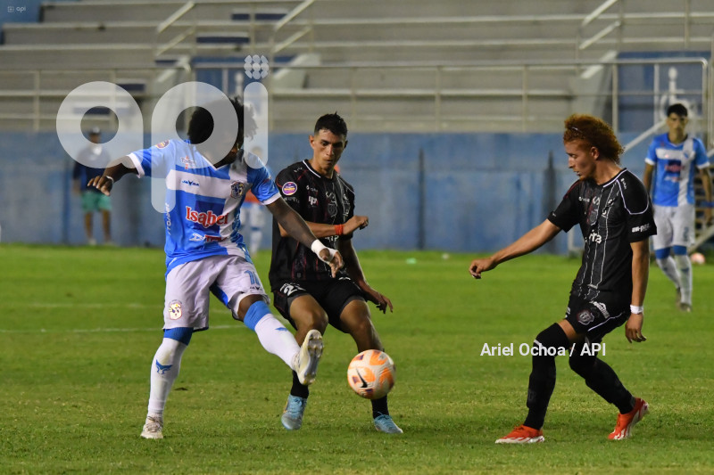 FBL-LIGAPRO-MANTA-TECNICO UNIVERSITARIO