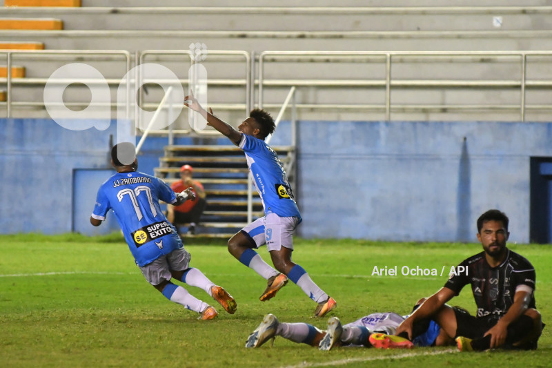 FBL-LIGAPRO-MANTA-TECNICO UNIVERSITARIO