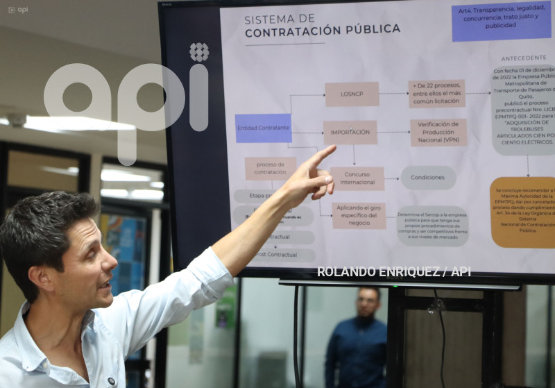 CONCEJALES HABLAN SOBRE EL CASO TROLEBUSES