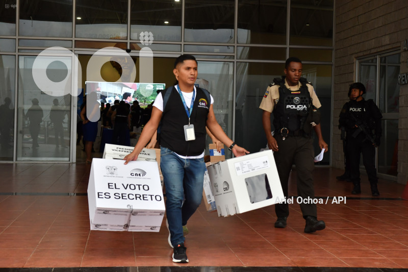 VOTO-EN-CASA-CNE