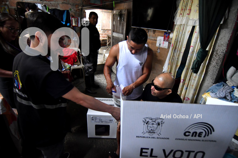 VOTO-EN-CASA-CNE