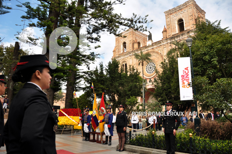 CUENCA-OFRENDA FLORAL-FUNDACION DE CUENCA 468 AÑOS