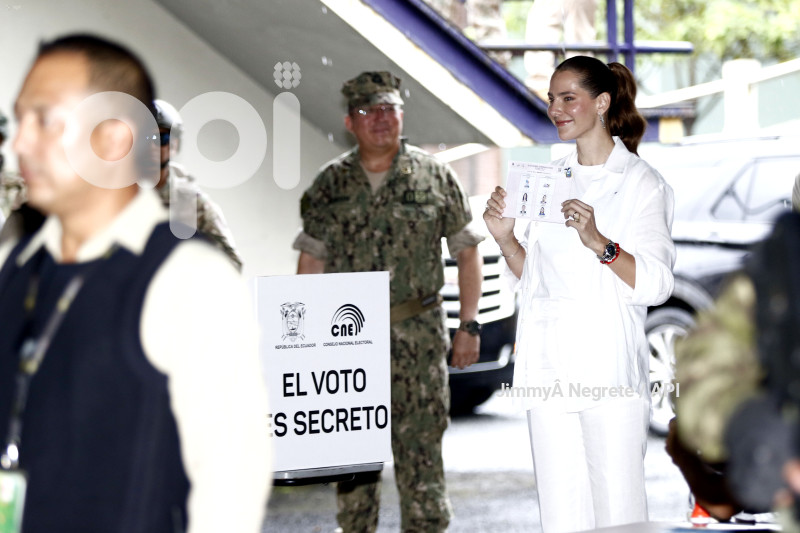 LAVINIA VALBONESI SEGUNDA VUELTA