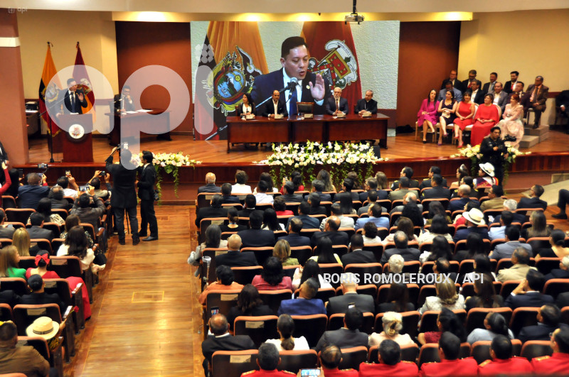 CUENCA-SESION SOLEMNE-FUNDACION DE CUENCA 468 AÑOS