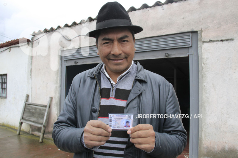 LEONIDAS IZA SEGUNDA VUELTA