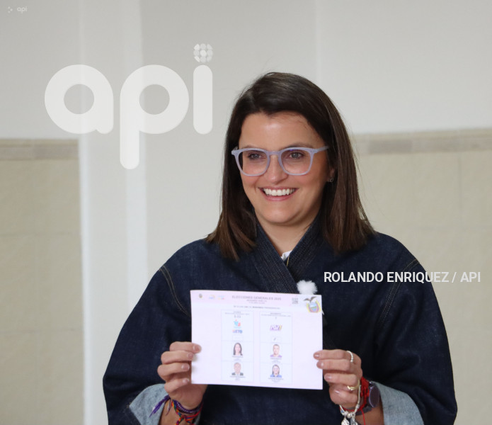 MARIA JOSE PINTO SEGUNDA VUELTA