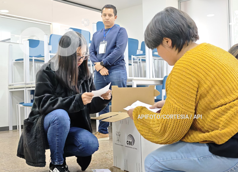 CUENCA-ELECCIONES 2025-CONTEO-SEGUNDA VUELTA