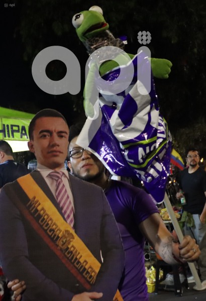 FESTEJOS SIMPATIZANTES NOBOA