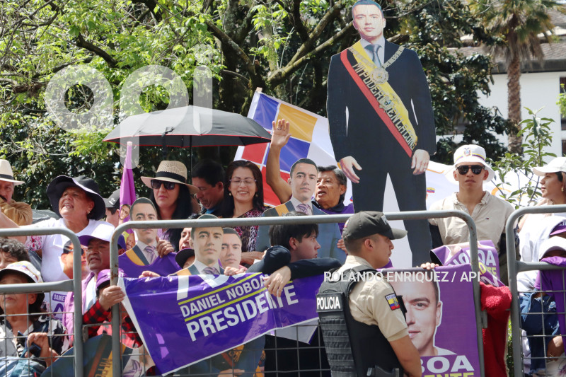 NOBOA ESCOLTA PRESIDENCIAL