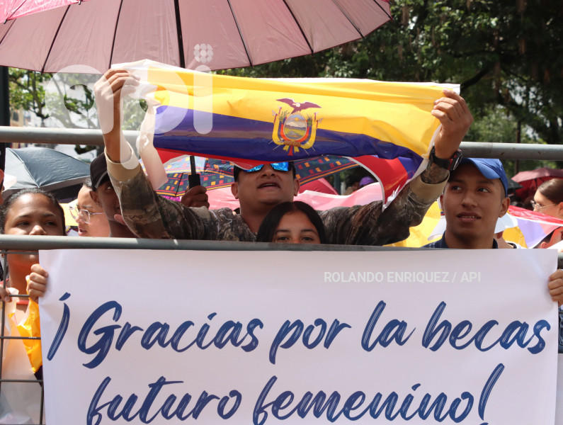 NOBOA ESCOLTA PRESIDENCIAL