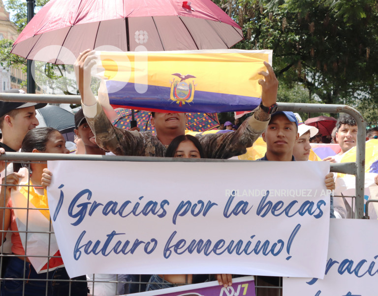 NOBOA ESCOLTA PRESIDENCIAL