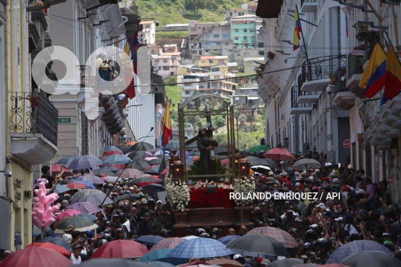 PROCESION  JESUS DEL GRAN PODER