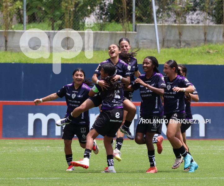 FBL SUPERLIGA FEMENINA DRAGONAS IDV VS VINO TINTO