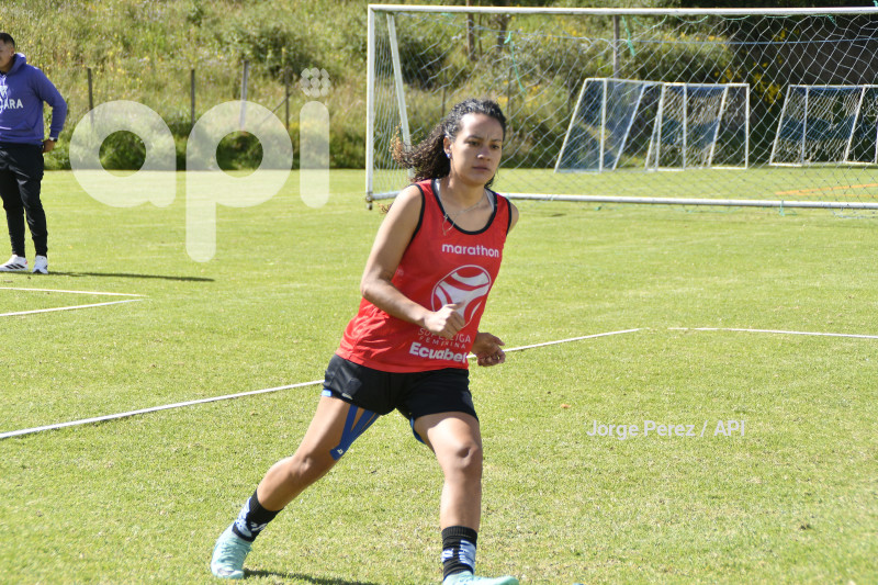 FBL SUPERLIGA FEMENINA MACARA VS CATOLICA