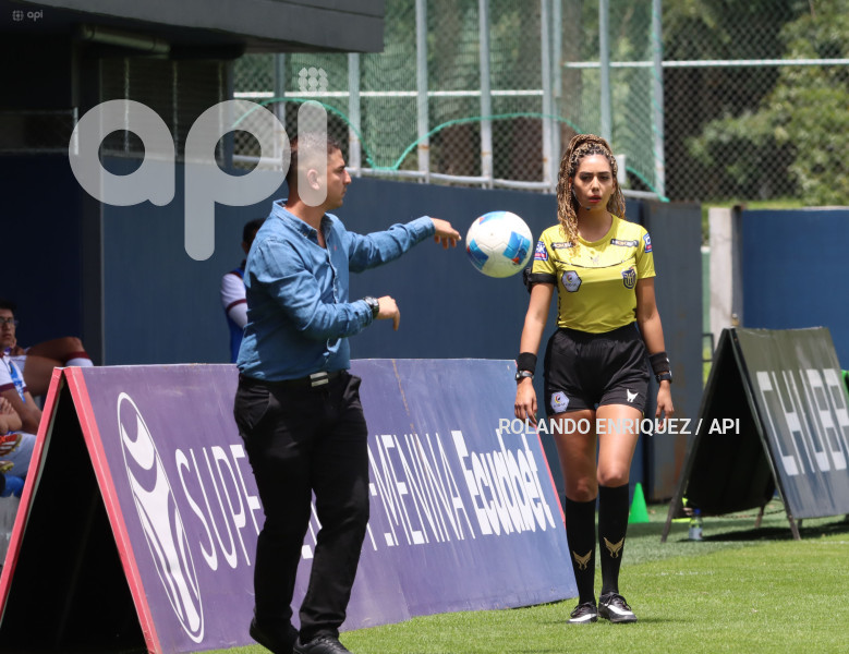 FBL SUPERLIGA FEMENINA DRAGONAS IDV VS VINO TINTO