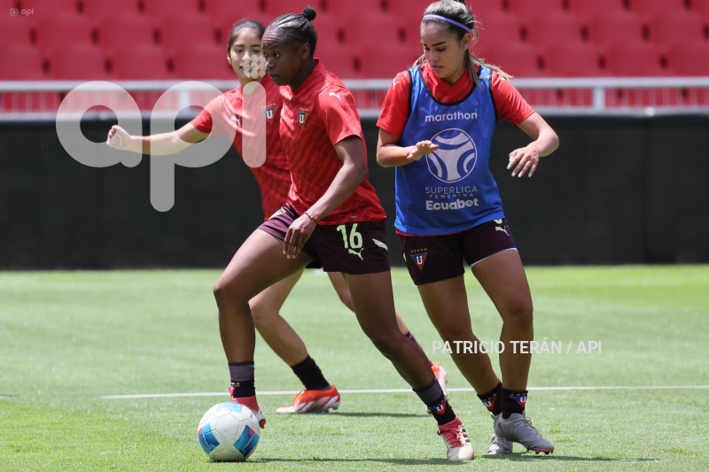 FBL SUPERLIGA FEMENINA LDU VS DEP IBARRA