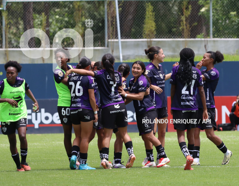 FBL SUPERLIGA FEMENINA DRAGONAS IDV VS VINO TINTO