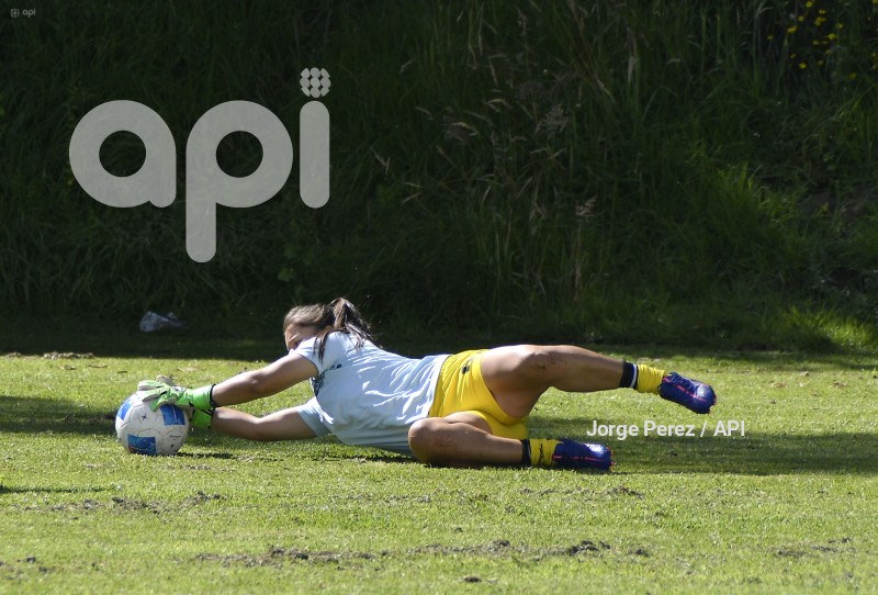 FBL SUPERLIGA FEMENINA MACARA VS CATOLICA