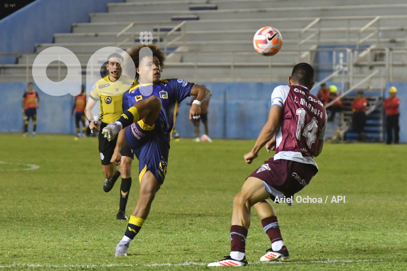 FBL-LIGAPRO-DELFIN-MACARA