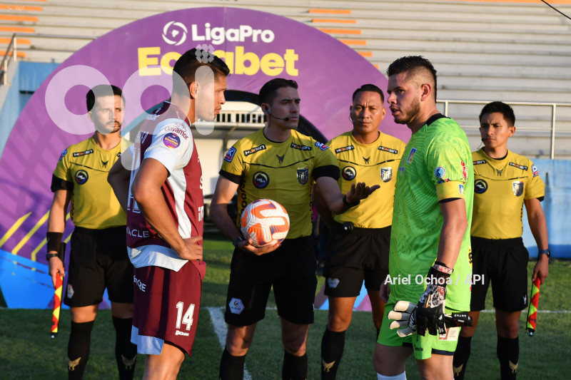 FBL-LIGAPRO-DELFIN-MACARA